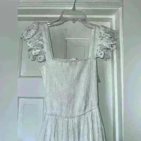 NWT Vici Flawless White Maxi Dress Size Small - Picture 6 of 11